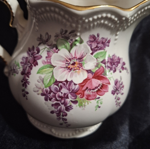 Beautiful Vintage Hal-Mar Signed Pitcher~Intricate Designs~Creamer~Floral Vase - Picture 5 of 15